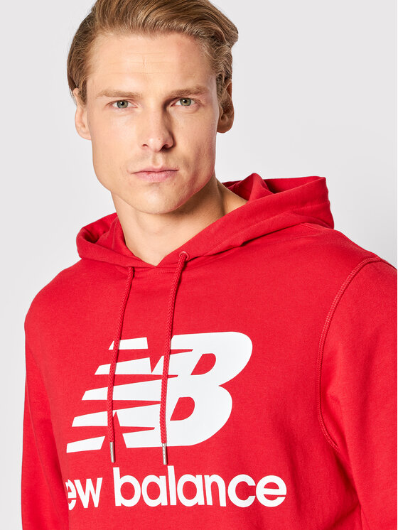 New Balance Sweatshirt Essentials Stacked Logo MT03558 Rot Relaxed Fit