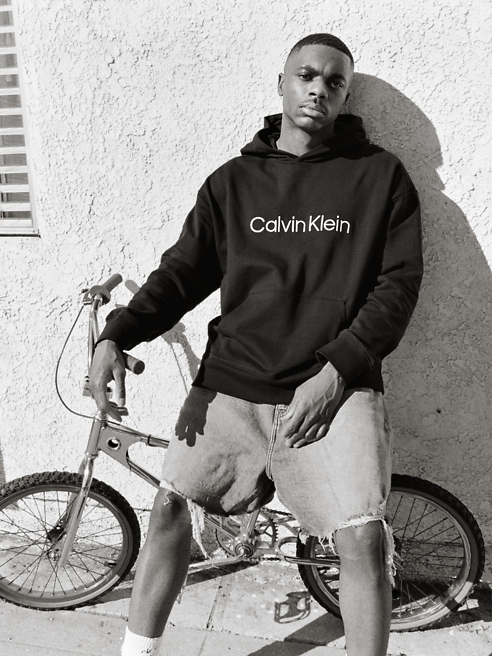 Calvin Klein  Když se móda setká s funkčností – pro všední dny a speciální příležitosti