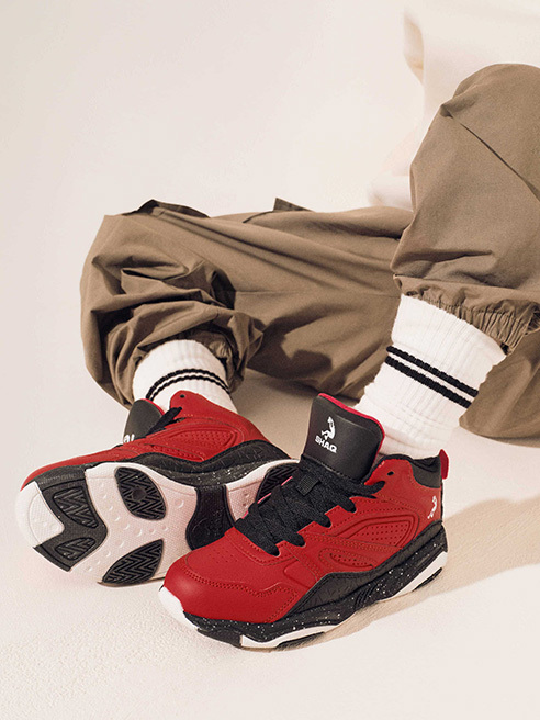 Shaq Must-have pentru fanii baschetului