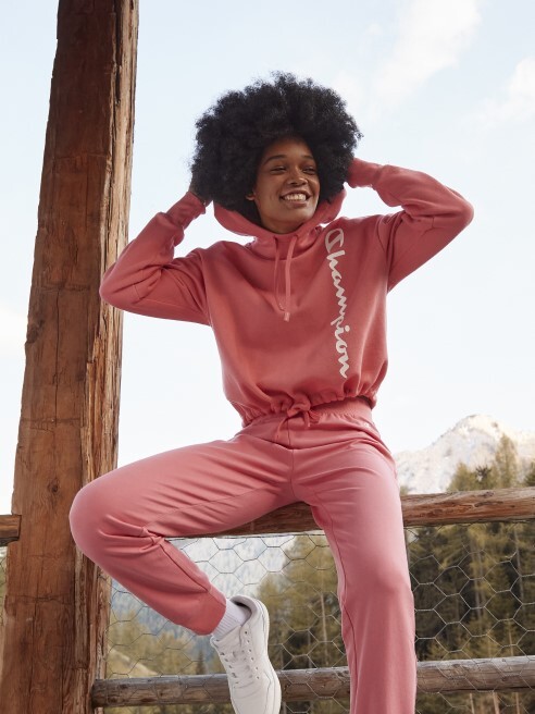 Champion Kultige Kleidung, Schuhe und Accessoires im Streetwear-Style