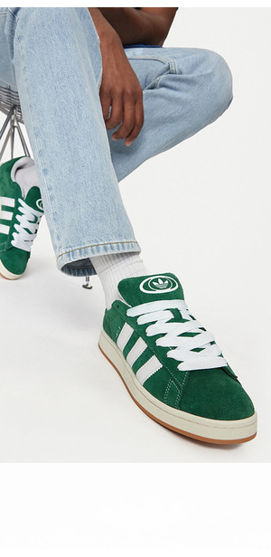 Sneakerși 