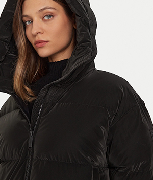 Куртки та пальта