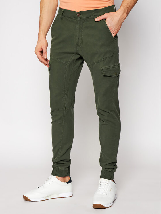 Jogger nohavice Guess