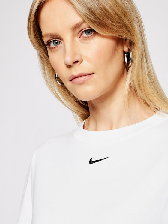 Každodenné šaty Nike