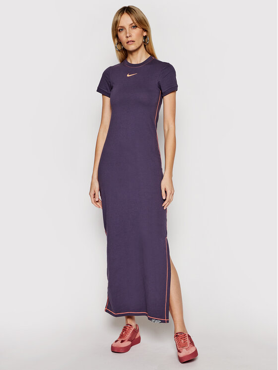 Každodenné šaty Nike