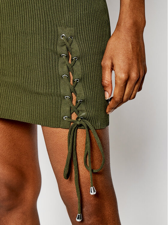 Úpletové šaty Guess