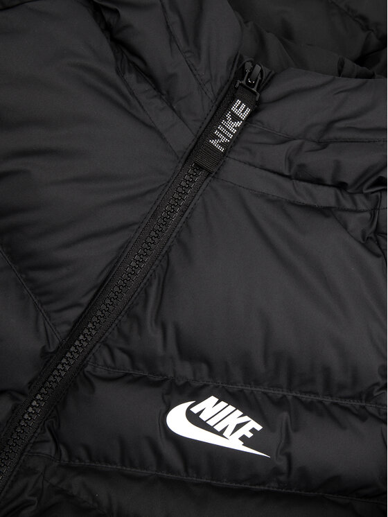 Vatovaná bunda Nike