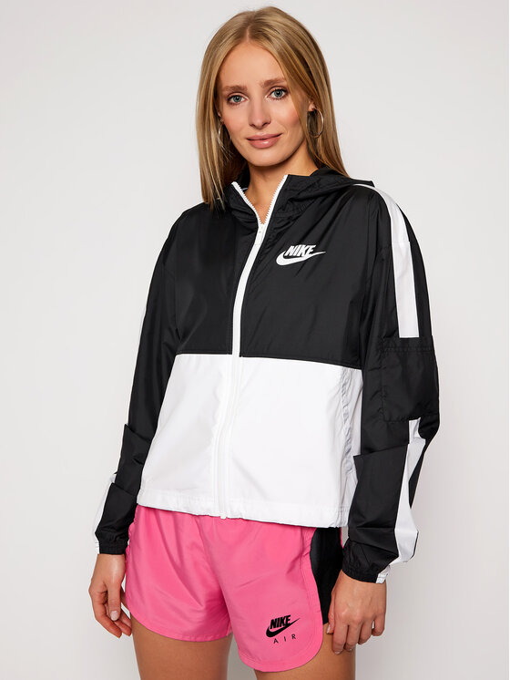 Vetrovka Nike
