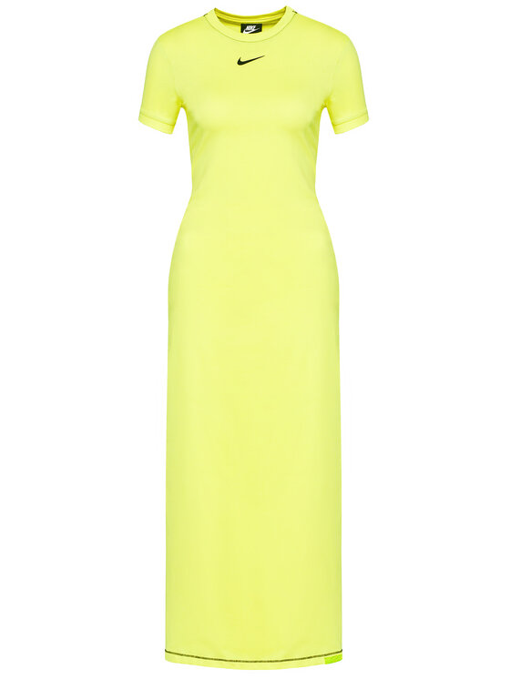 Každodenné šaty Nike