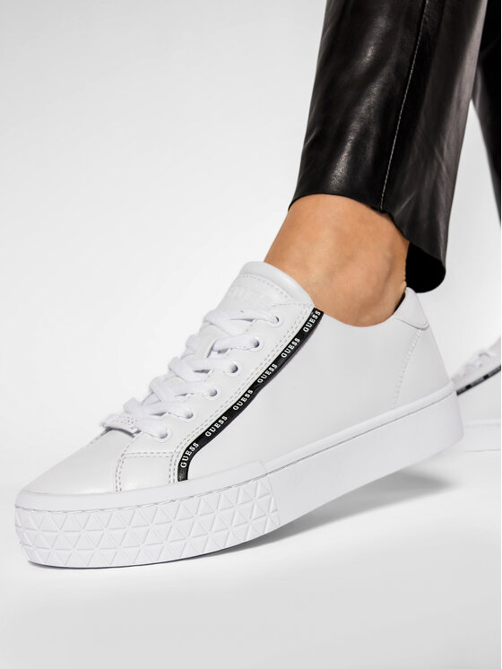 Sneakersy Guess
