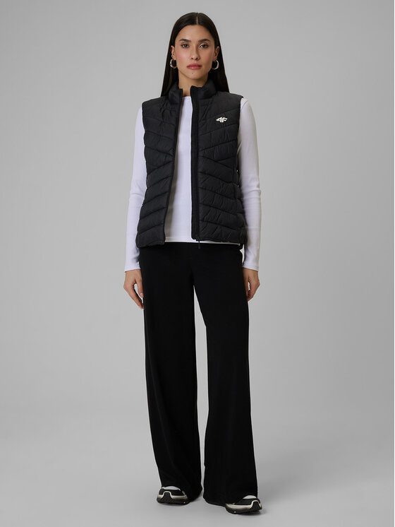 4F 4F Kamizelka MIDSHOP TEXTILE Czarny Slim Fit