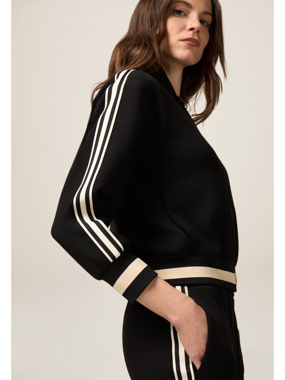 Oltre Oltre Felpa G952J004218N0Z3 Nero Cropp Fit