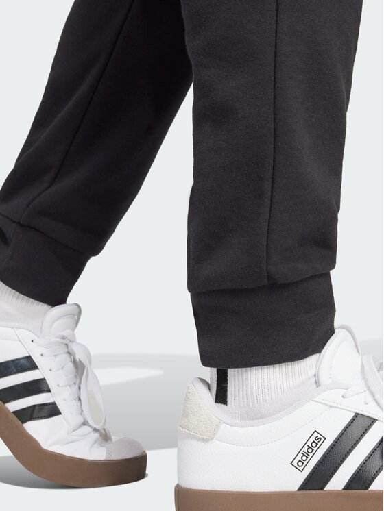 adidas adidas Spodnie dresowe 139647 Czarny Regular Fit