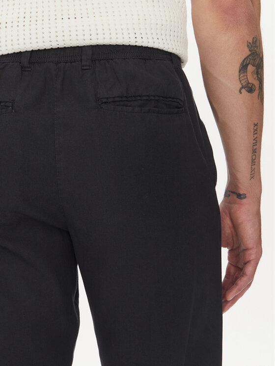 Lindbergh Lindbergh Spodnie materiałowe 30-008031 Granatowy Relaxed Fit