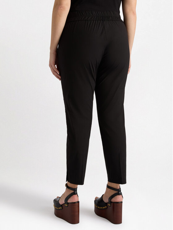Fiorella Rubino Fiorella Rubino Pantaloni di tessuto P949L202112N033 Nero Regular Fit