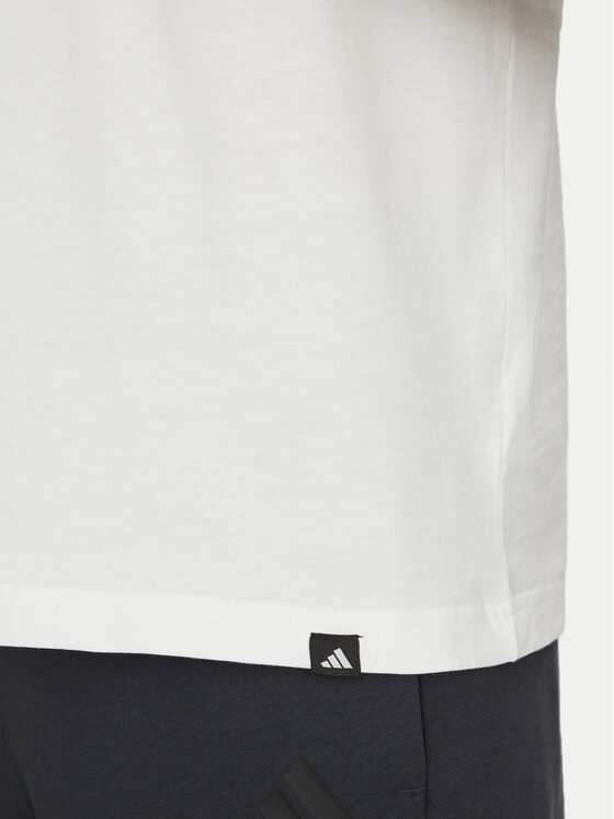 adidas adidas Тишърт Lounge Slides Graphic Pocket JC5282 Бял Regular Fit
