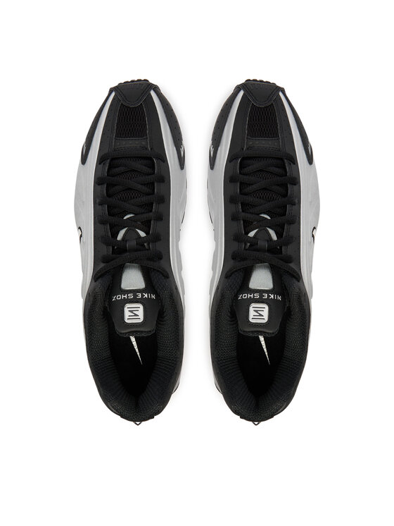 Nike Nike Sneakersy Shox R4 HQ1988 007 Strieborná