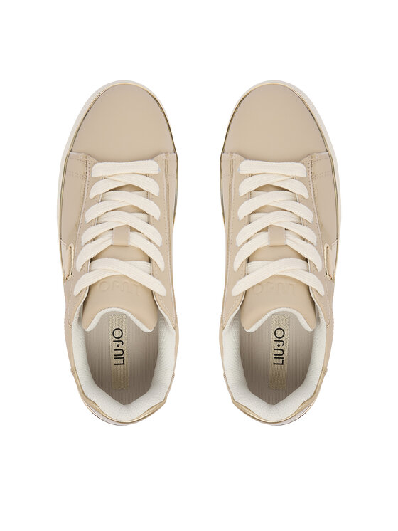 Para butów sportowych widziana z góry, widoczne sznurowanie.