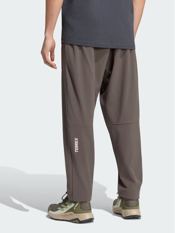 adidas adidas Spodnie outdoor 164816 Zielony Regular Fit
