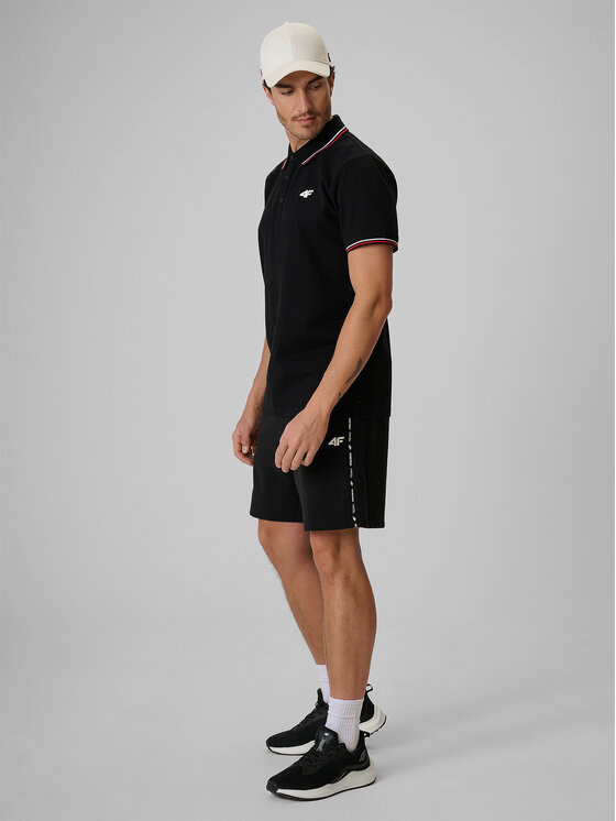 4F 4F Szorty sportowe STREFA KIBICA Czarny Regular Fit