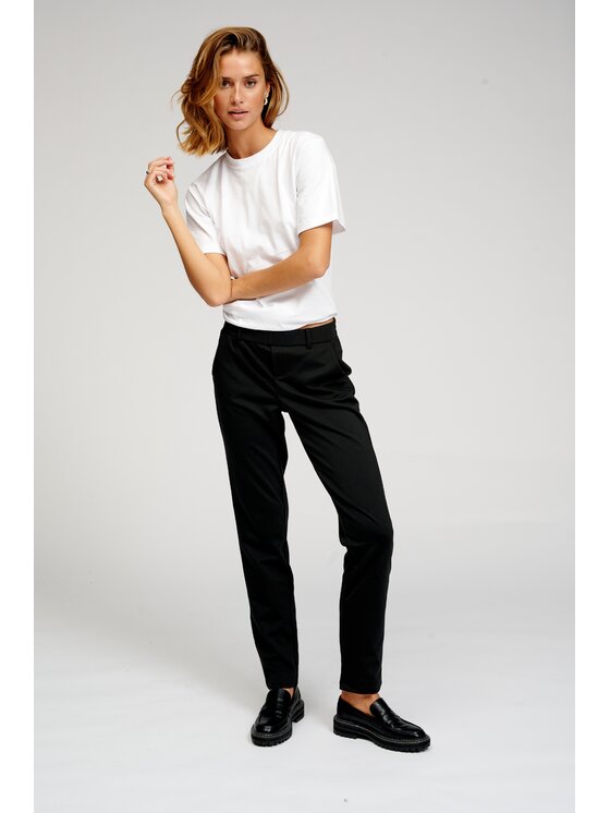 TeeShoppen TeeShoppen Spodnie garniturowe 'Perform Collection' Czarny Slim Fit