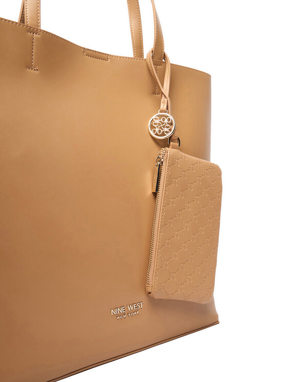 Nine West Nine West Handtasche CEO-Elarx-LDA8545 Braun