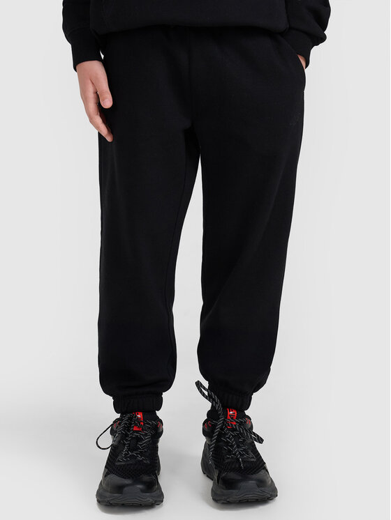 4F 4F Spodnie dresowe BASIC+ Czarny Oversize