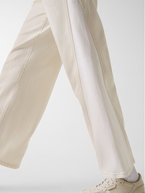Guess Jeans Guess Jeans Jeansy 181454 Bílá Relaxed Fit