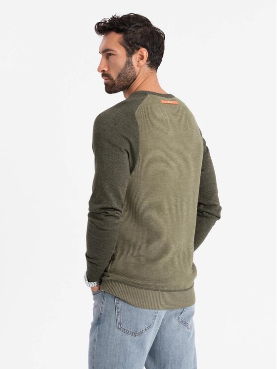 Ombre Ombre Sweter OM-SWSW-0121 Zielony Regular Fit