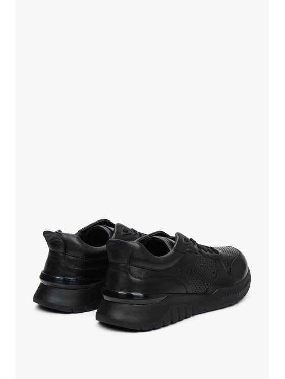 Estro Estro Sneakersy ER00112892 Čierna
