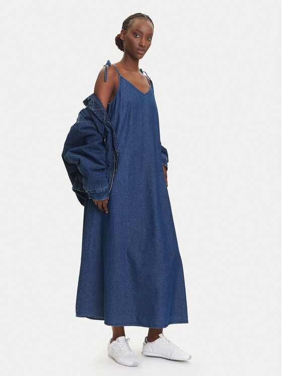 Pieces Pieces Džínsové šaty Tenim 17157940 Tmavomodrá Loose Fit