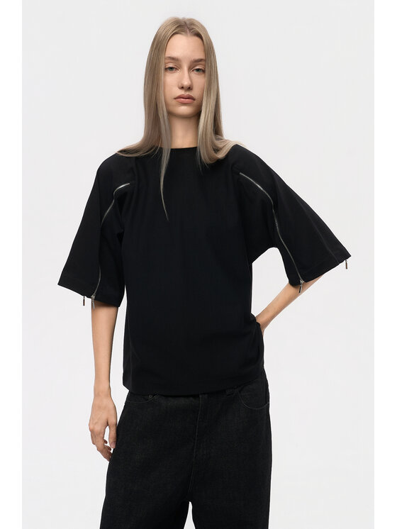 2005 2005 T-Shirt Zip Czarny Oversize