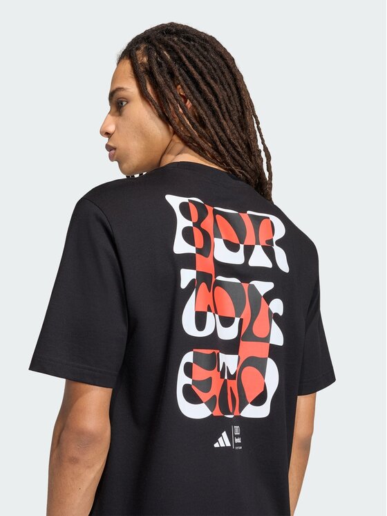 adidas adidas T-Shirt 165126 Czarny Regular Fit