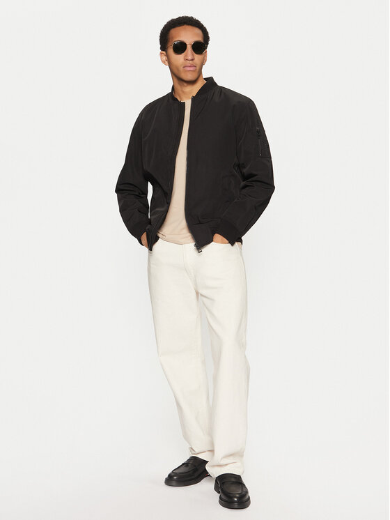 Guess Guess Bundy bomber M5RL02 WGU82 Čierna Regular Fit