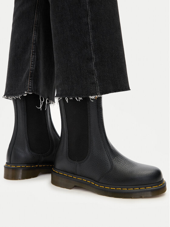 Μποτάκια με λάστιχο Dr. Martens
