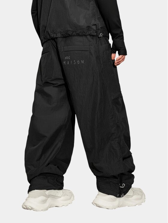 MADE BY SOCIETY MADE BY SOCIETY Spodnie materiałowe EDGE - P17735 Czarny Basic Fit