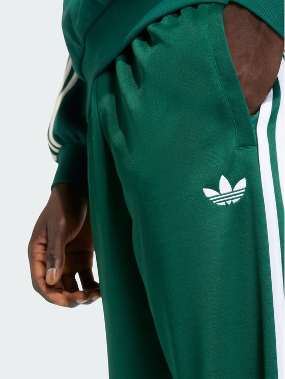 adidas adidas Spodnie dresowe 159297 Zielony Regular Fit