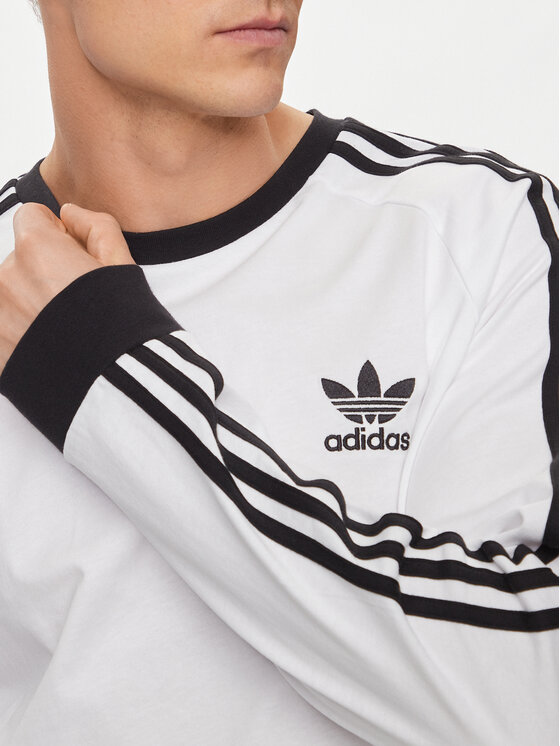 adidas adidas S dlhými rukávmi Adicolor Classics 3-Stripes Long-Sleeve Top IA4879 Biela Slim Fit
