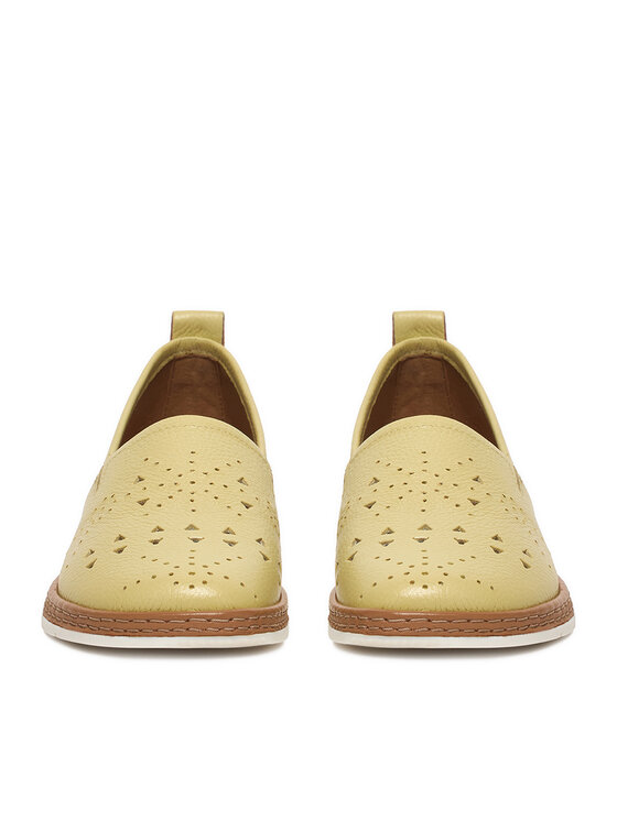 Lasocki Lasocki Κλειστά παπούτσια CEO-WI23-LYLA-02 Κίτρινο