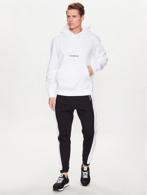 Calvin Klein Jeans Jogginghose J30J323155 Schwarz Regular Fit  