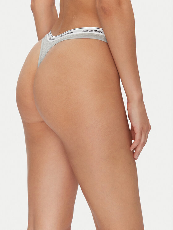 Calvin Klein Underwear Calvin Klein Underwear Komplekti kuulub 3 paari stringe 000QD5209E Värviline