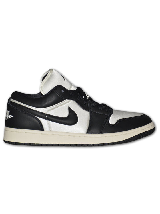Nike Nike Sneakersy FB9893-101 Czarny