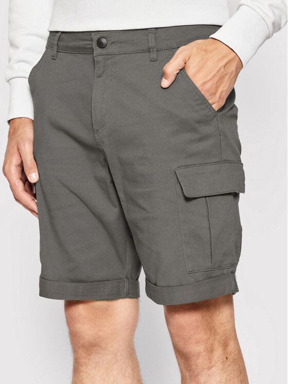 Kratke hlače Outhorn