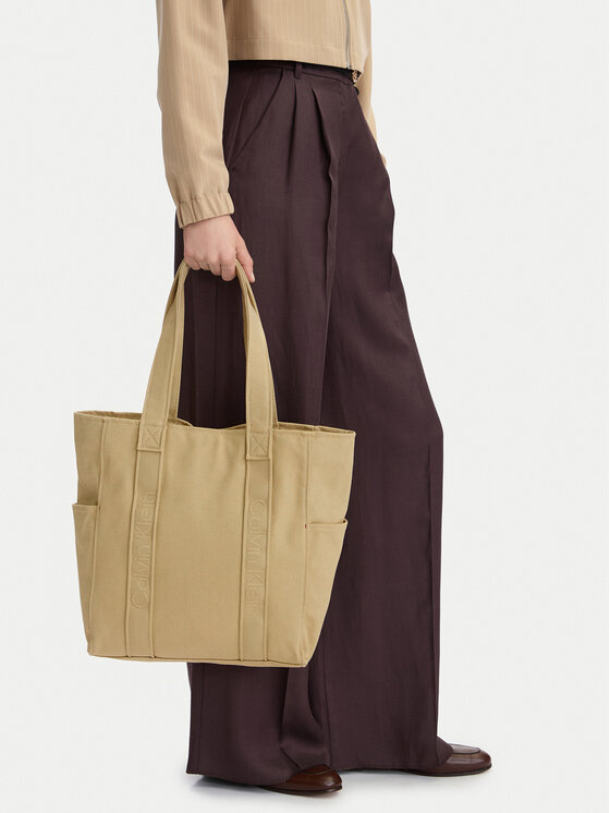 Calvin Klein Geantă Webbing Strap Canvas Tote LV04F3463G Bej