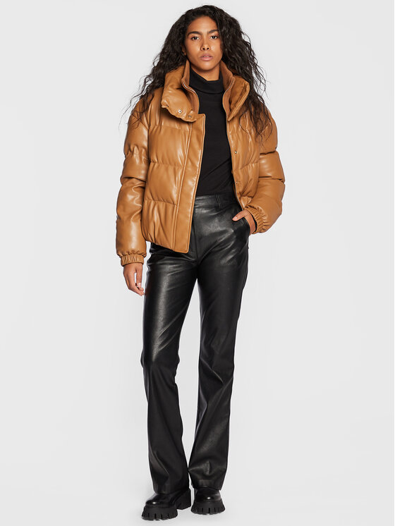 Patrizia Pepe Patrizia Pepe Jakna iz umetnega usnja 2O0022/E005-B746 Rjava Regular Fit