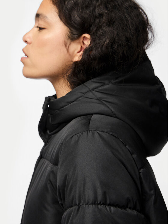 Pieces Pieces Giubbotto invernale Maddie 17150937 Nero Regular Fit