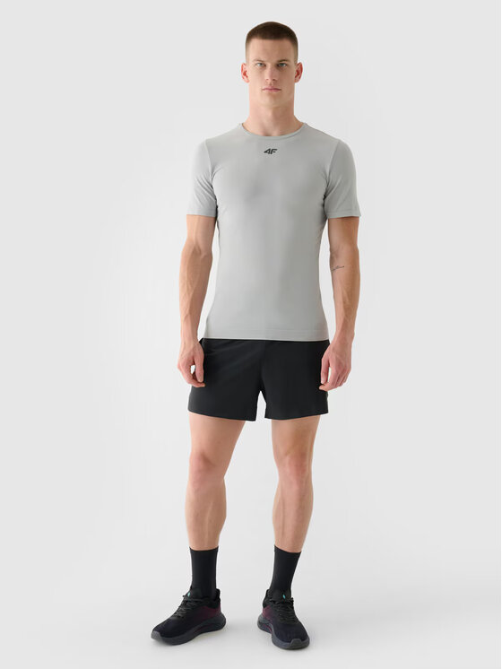 4F 4F Αθλητικό σορτς 4FWAW24TFSHM633-22S Μαύρο Regular Fit