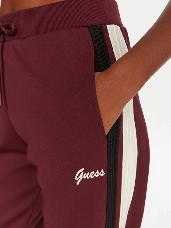 Guess Guess Pantaloni trening V5BB02 KCX22 Vișiniu Regular Fit
