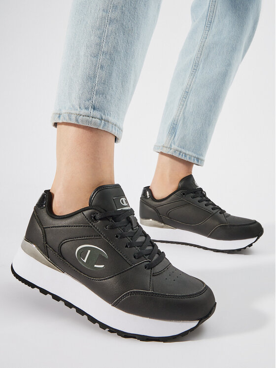Champion Champion Снікерcи Rr Champii Plat Element Low Cut Shoe S11617-CHA-KK011 Чорний
