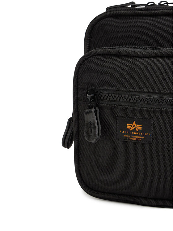 Alpha Industries Alpha Industries Ľadvinka 156941 Čierna